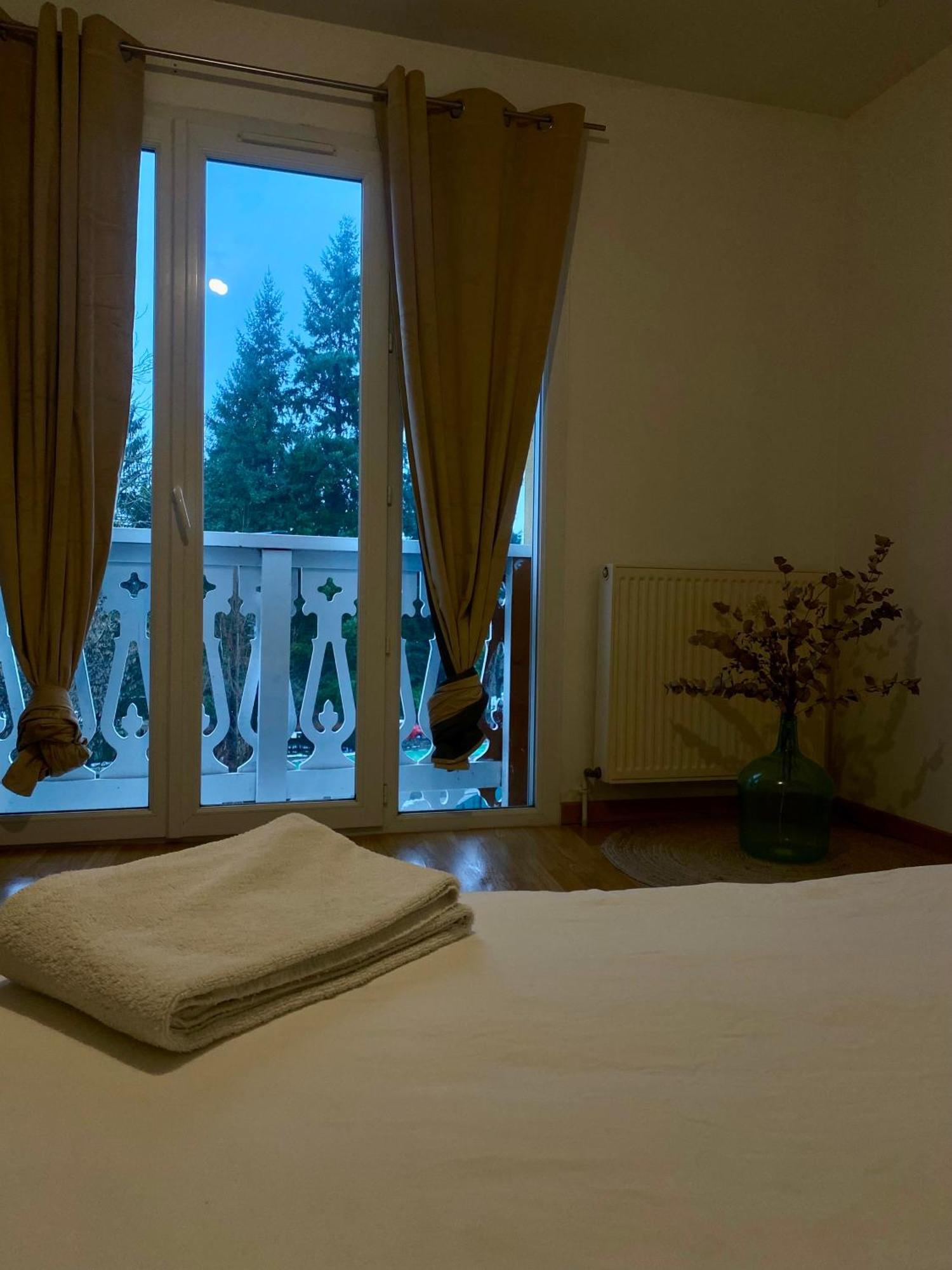 Appartement Chloe Du Lac Montferrat  Luaran gambar