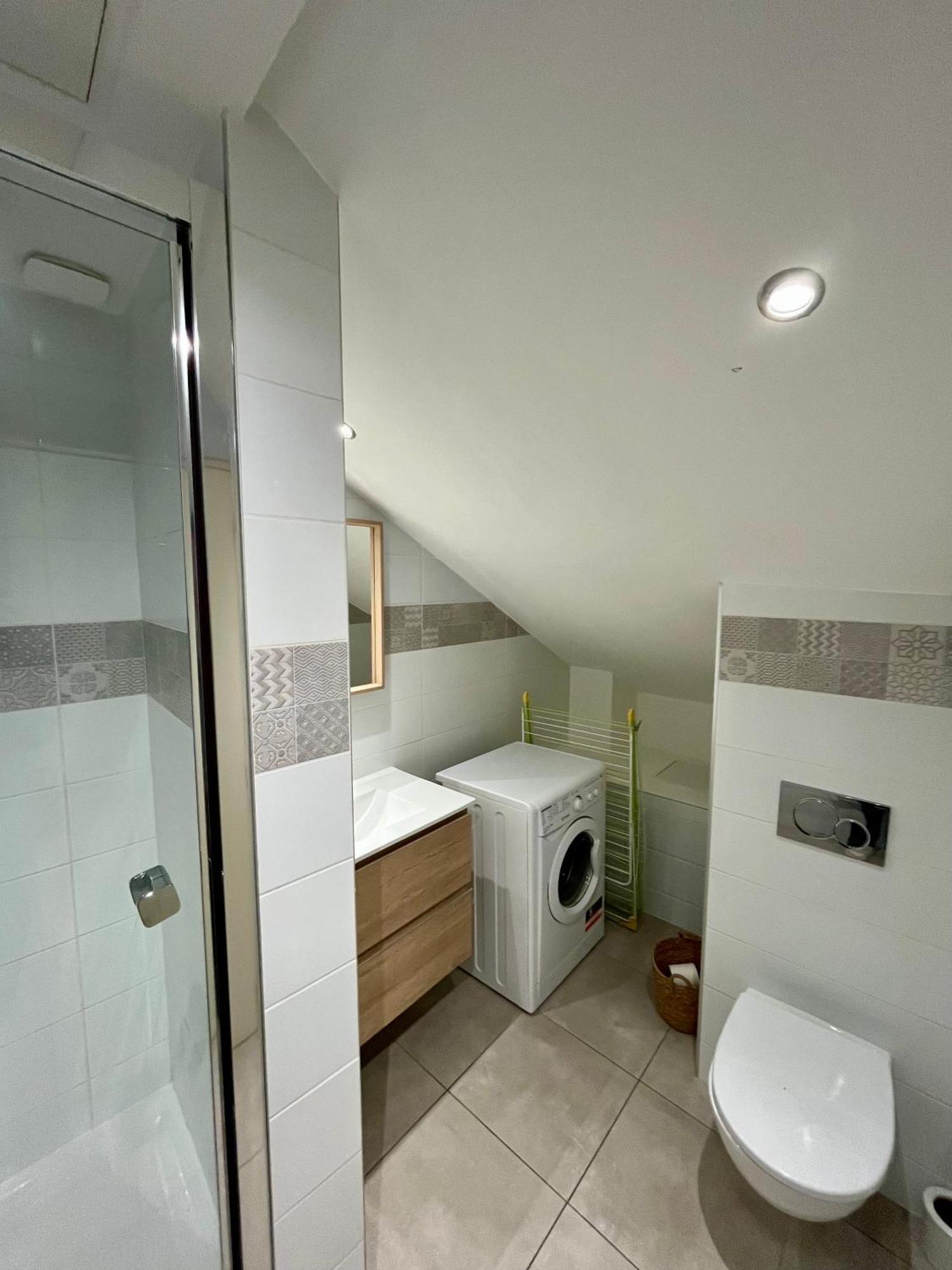 Appartement Chloe Du Lac Montferrat  Luaran gambar