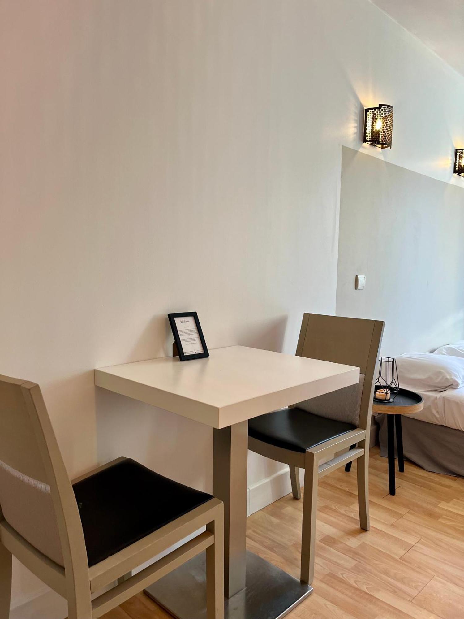 Appartement Chloe Du Lac Montferrat  Luaran gambar